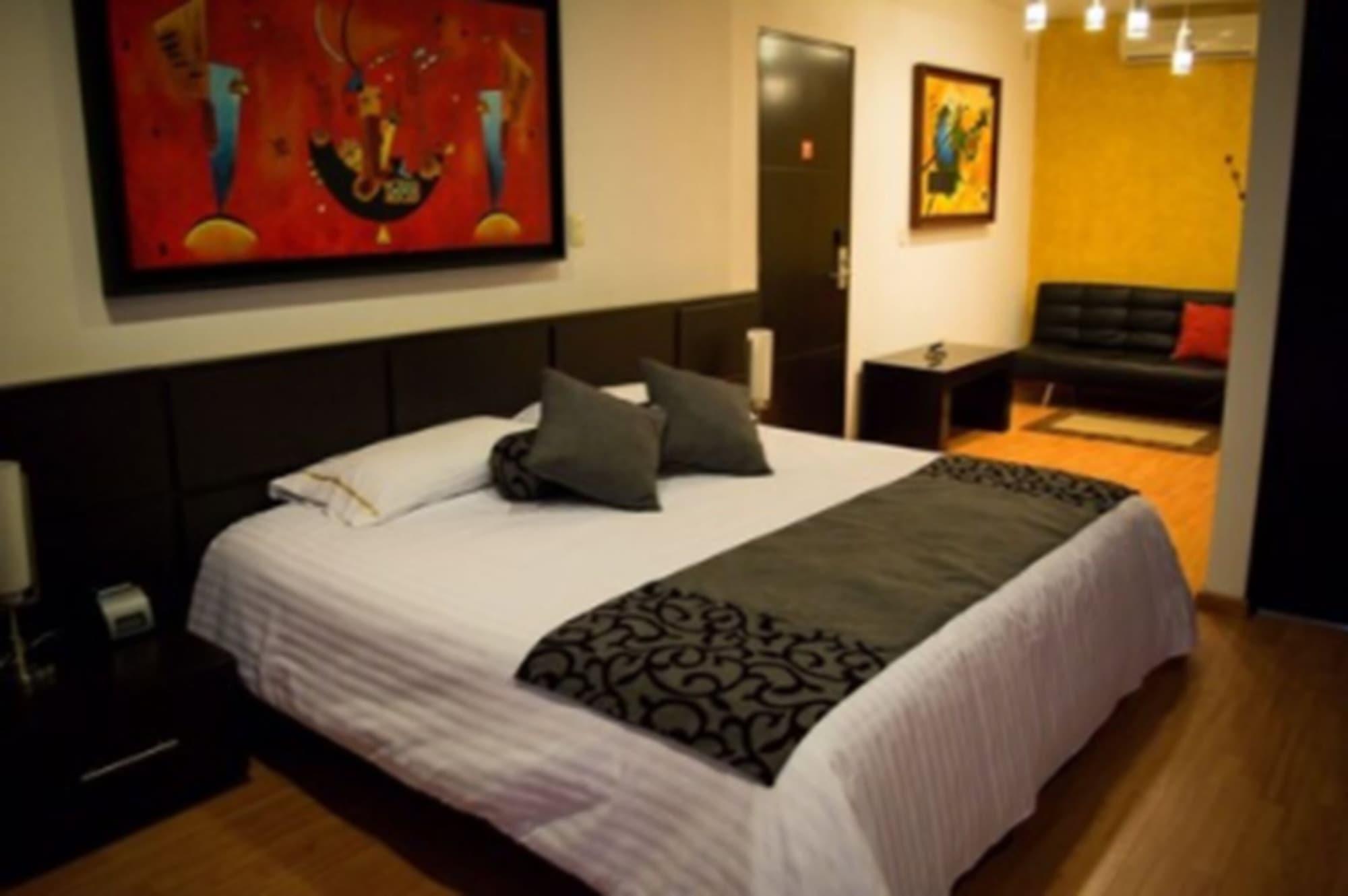 Hotel Real Azteca Boulevard León Buitenkant foto