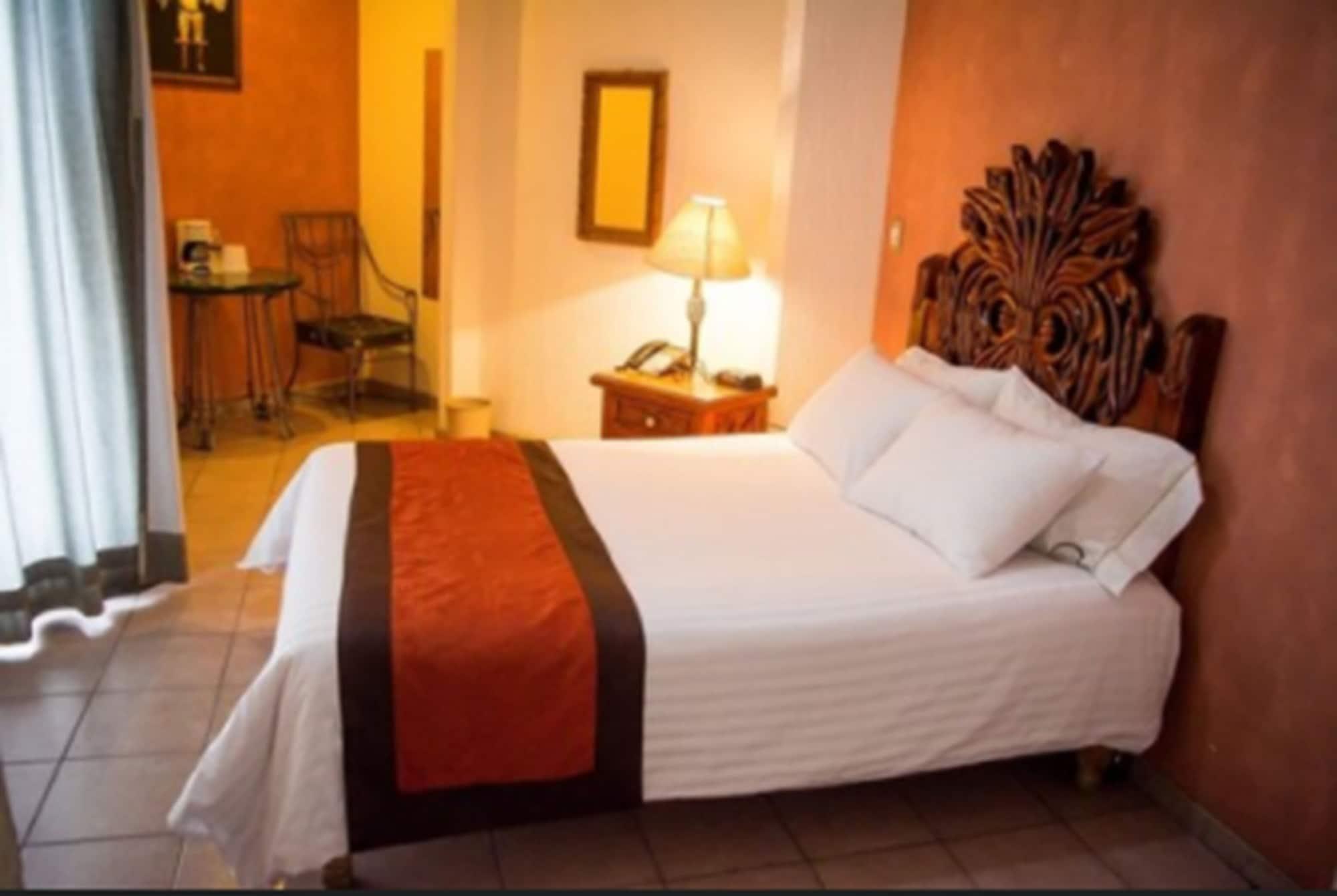 Hotel Real Azteca Boulevard León Buitenkant foto